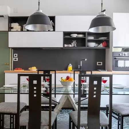 Ur-nest Borgo B Lägenhet