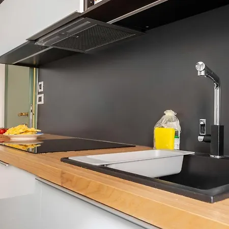 Ur-nest Borgo B